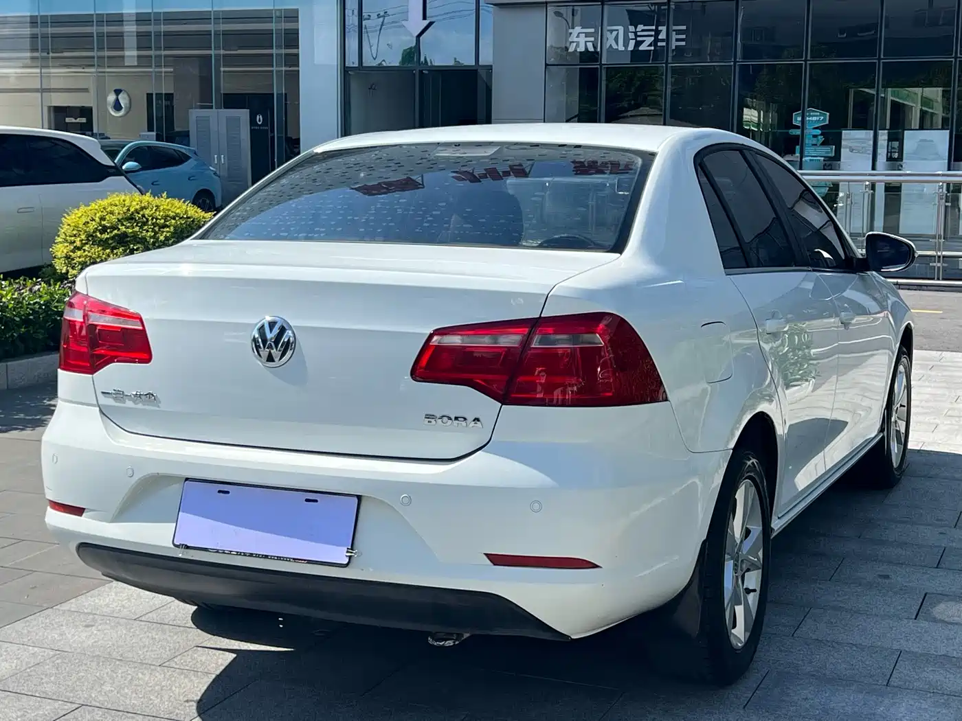 Volkswagen Bora 2014 1.6L Automatic Comfort Edition фото 7