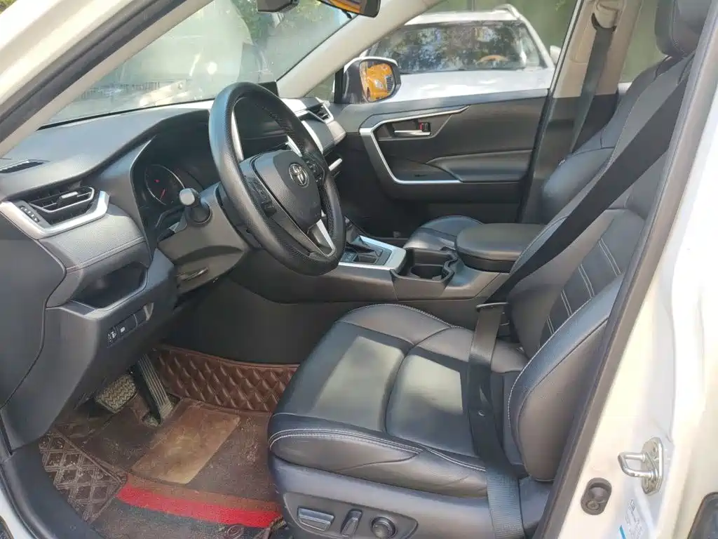 Toyota Wildlander 2020 2020 2.0L CVT AWD Luxury Edition