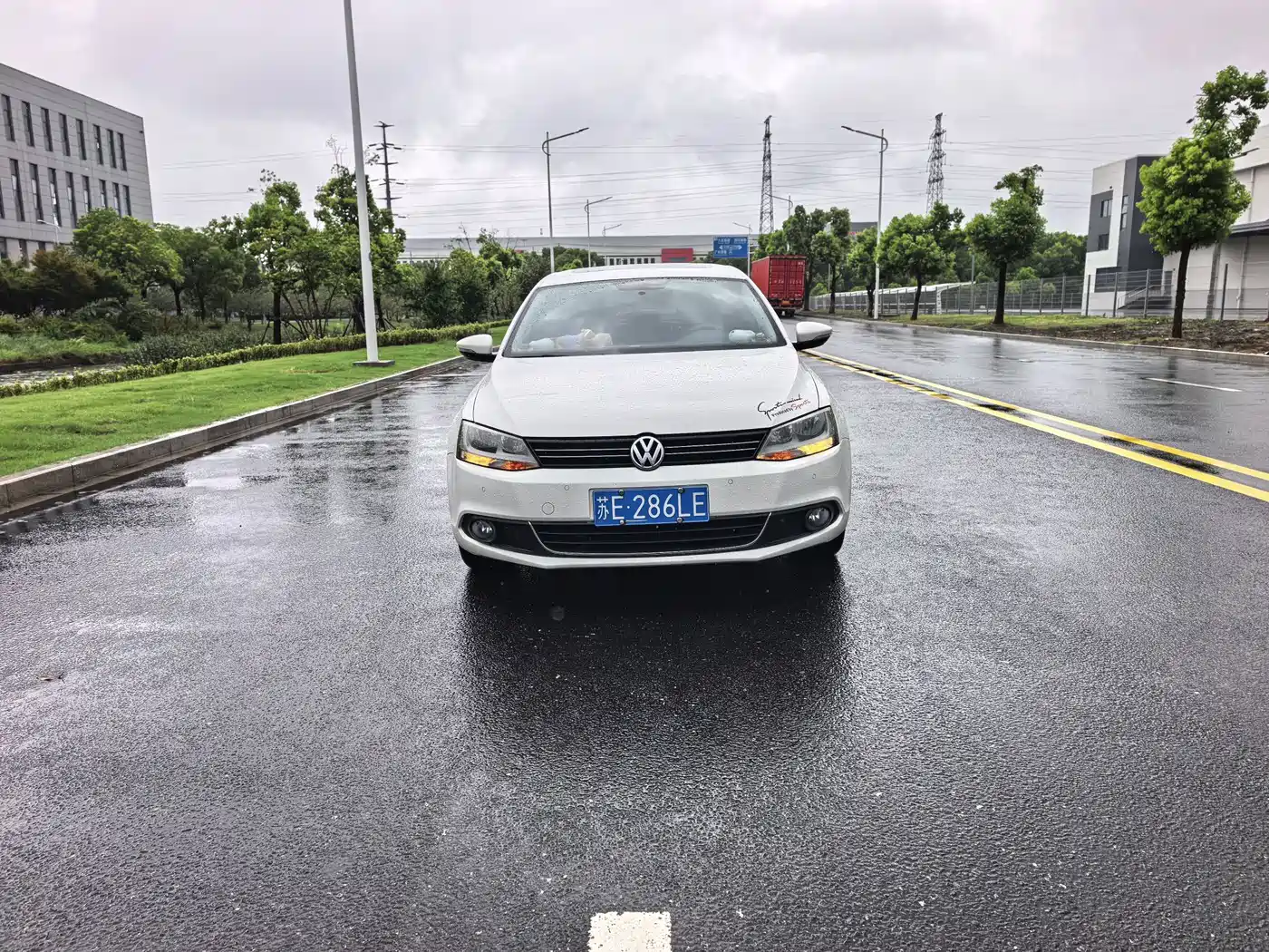 Фото 2 - Volkswagen Sagitar