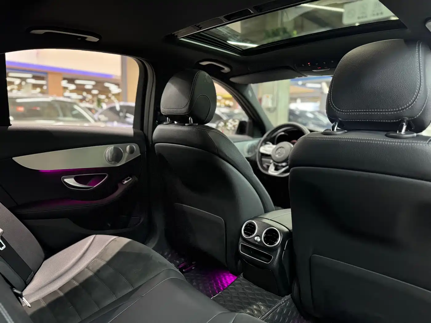 Mercedes-Benz C-Class 2021 C 260 Starry Exclusive Edition фото 28