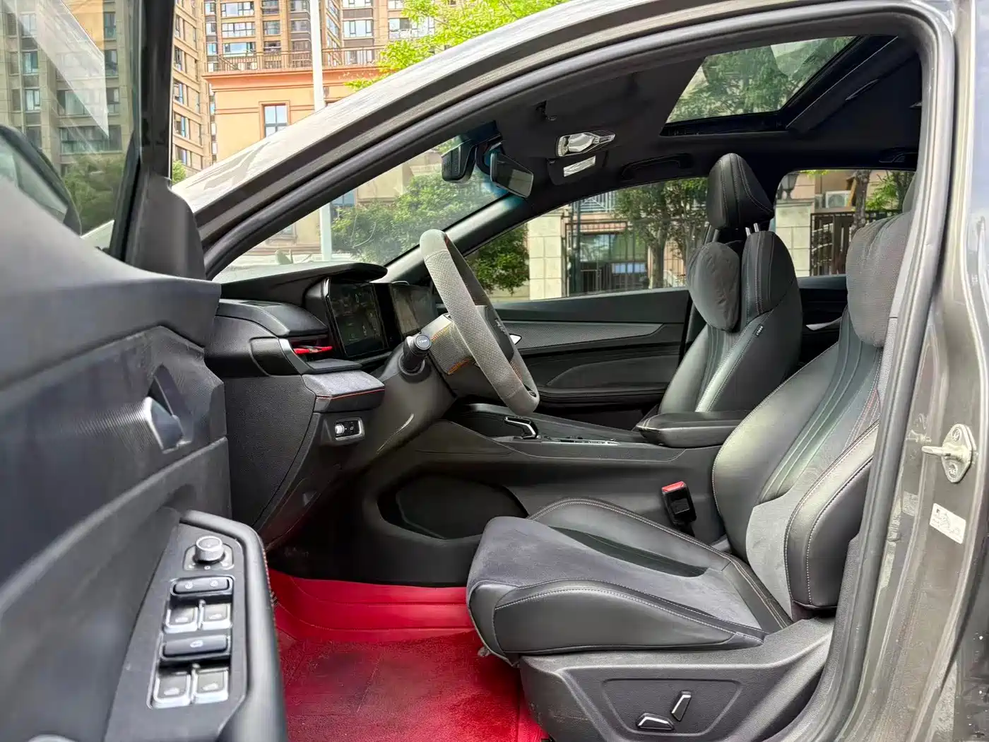 Photo 10 - Geely Binrui