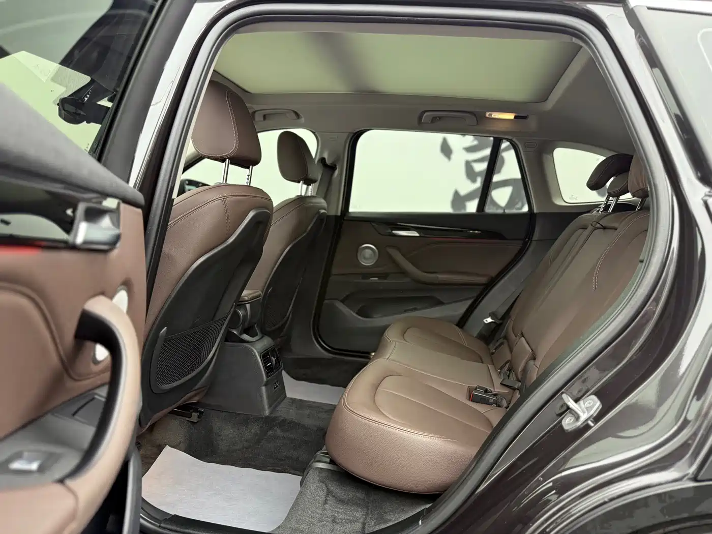 BMW X1 2022 sDrive25Li Leading фото 6