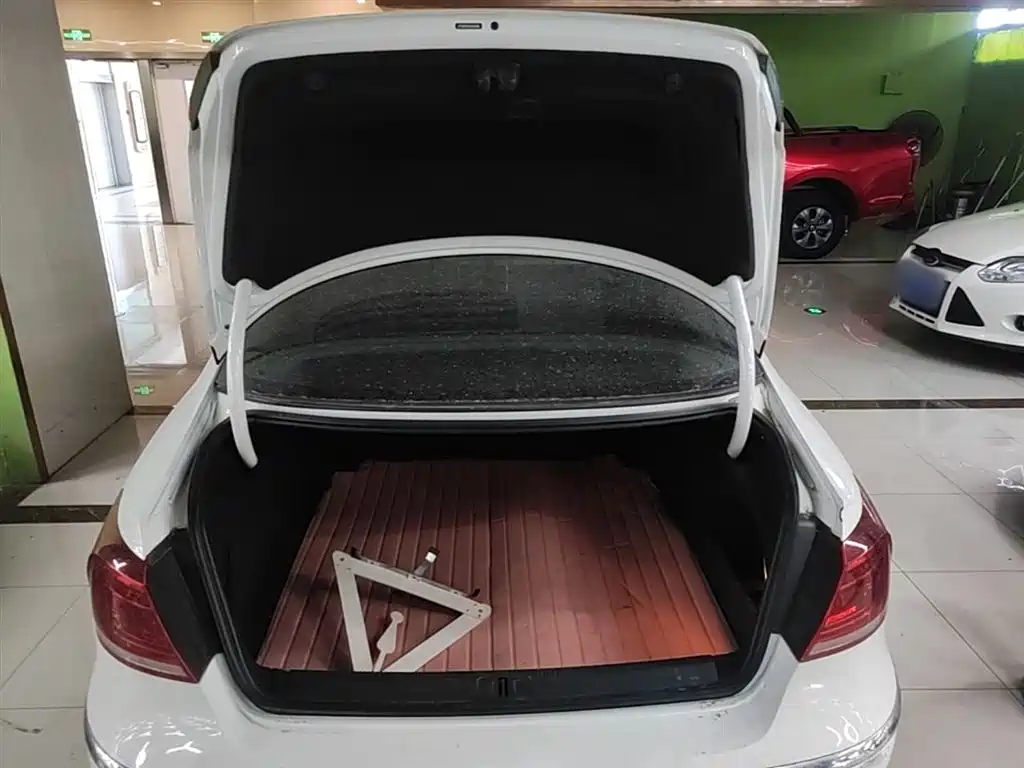 Volkswagen FAW-Volkswagen CC 2016 Model 1.8TSI Premium фото 19