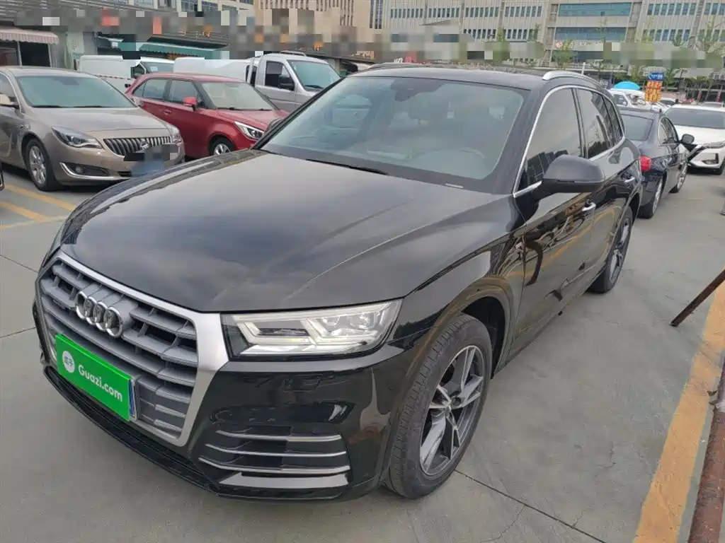 Audi Q5L 2018 40 TFSI Premium Fashion China VI фото 2