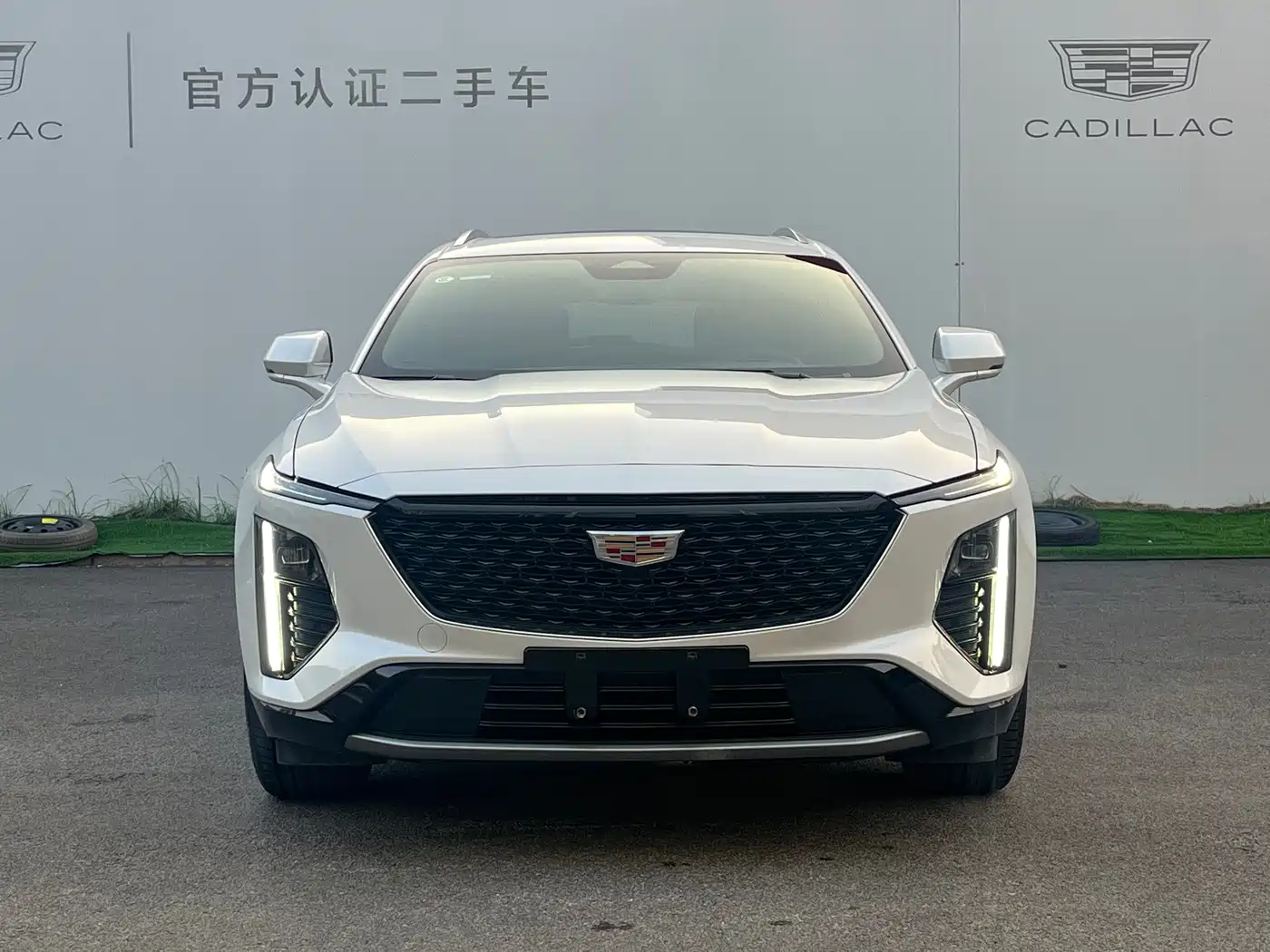 Cadillac GT4 2024 2023 25T Luxury Edition