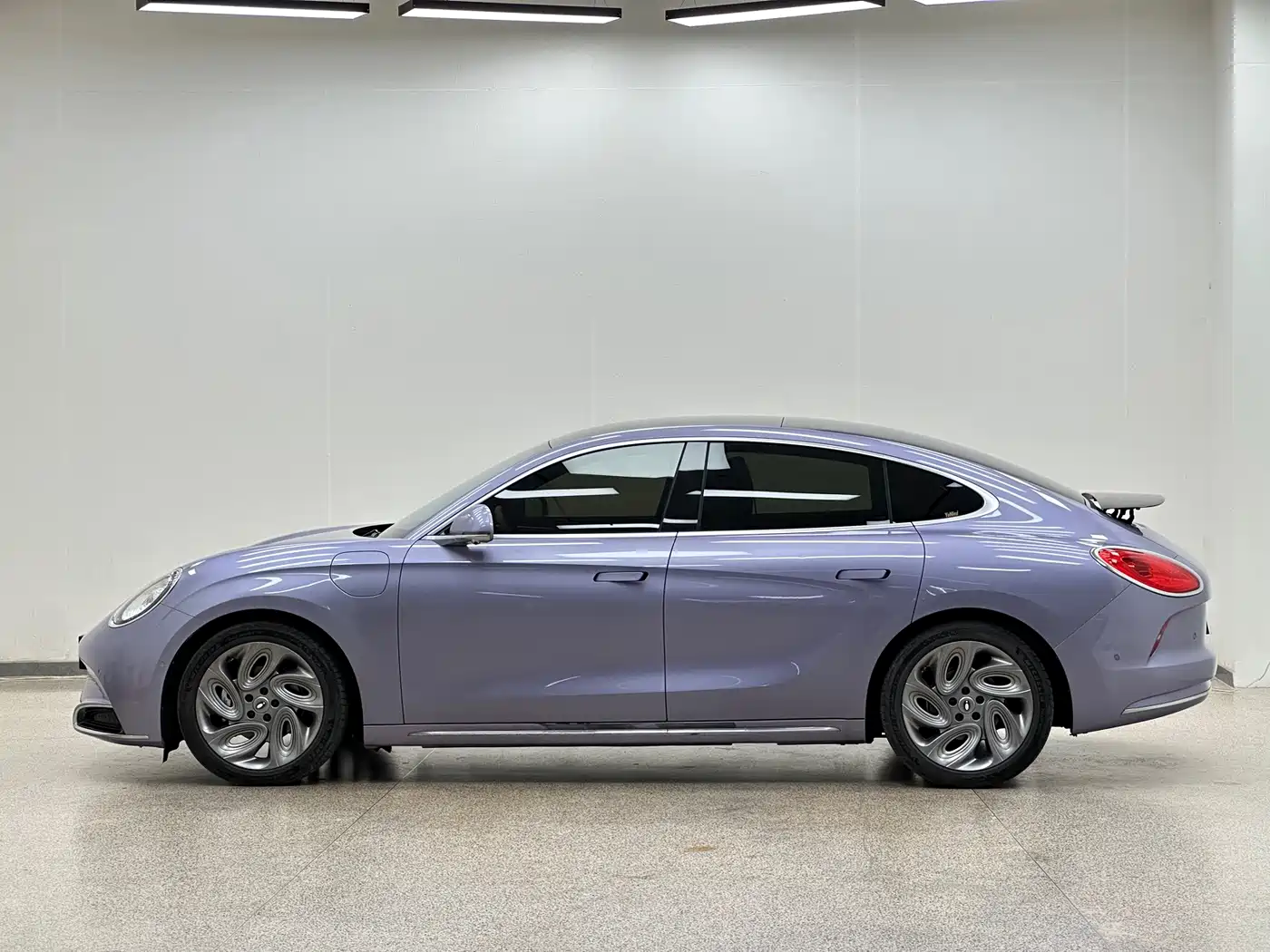 Ora Lightning Cat 2023 2022 555km Premium Edition
