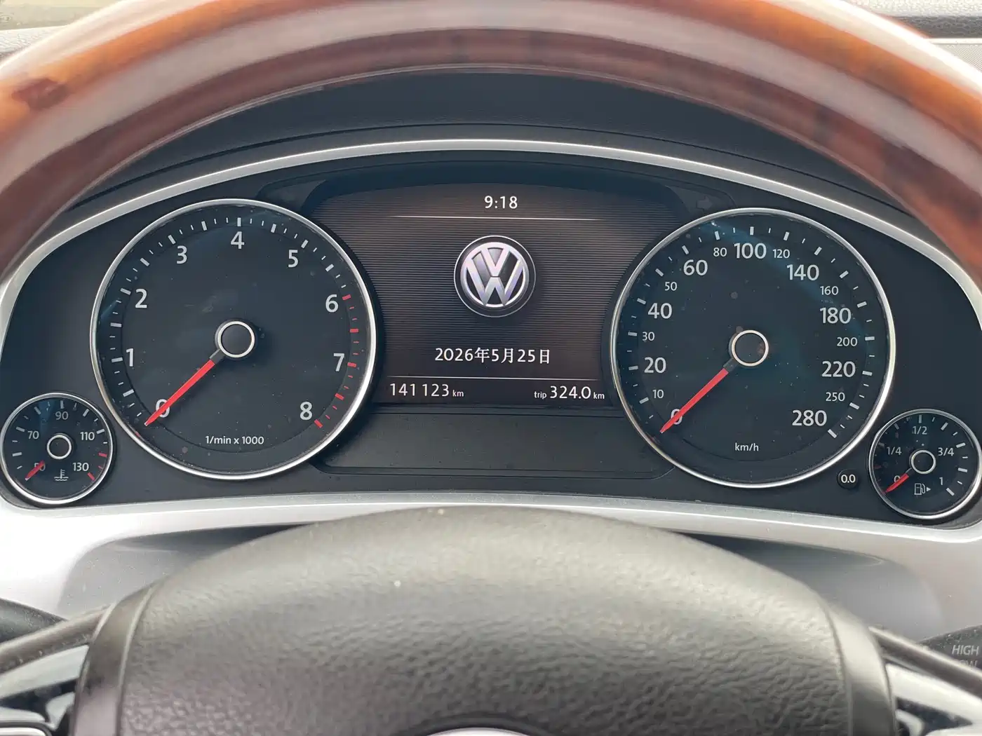 Volkswagen Touareg 2011 3.0TSI Premium фото 7