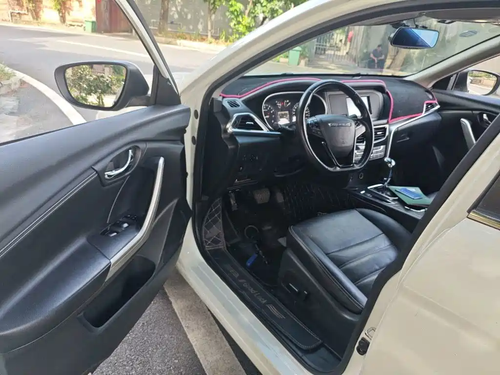 Venucia T90 2018 2017 2.0L CVT Smart Edition