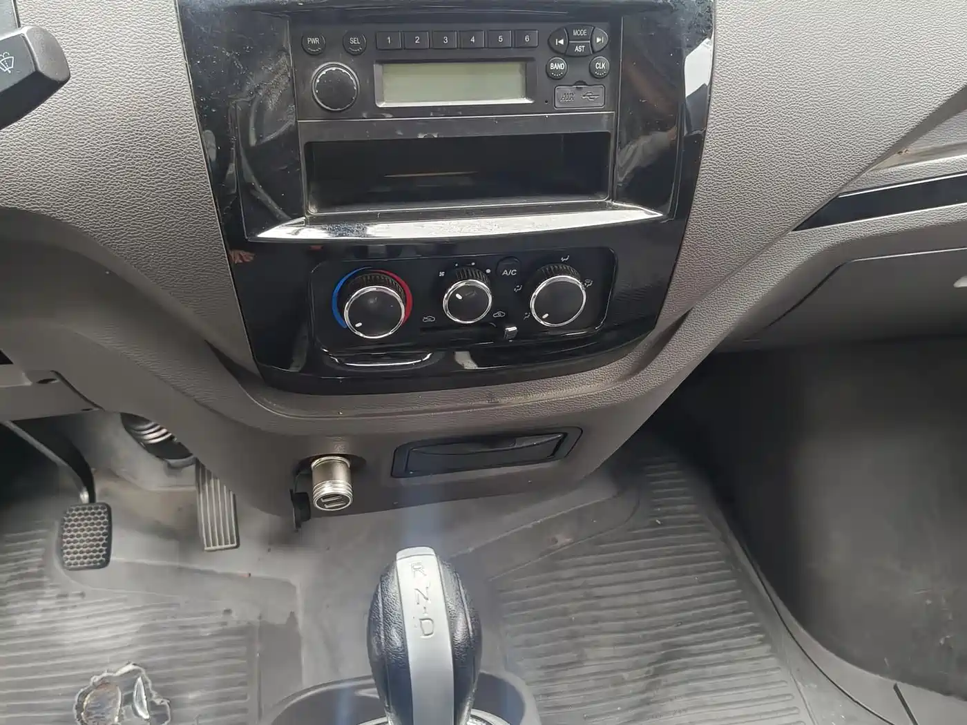 Dongfeng Yufeng Yufeng EM26 2023 2023 Model Premium Edition 41.86kWh CATL