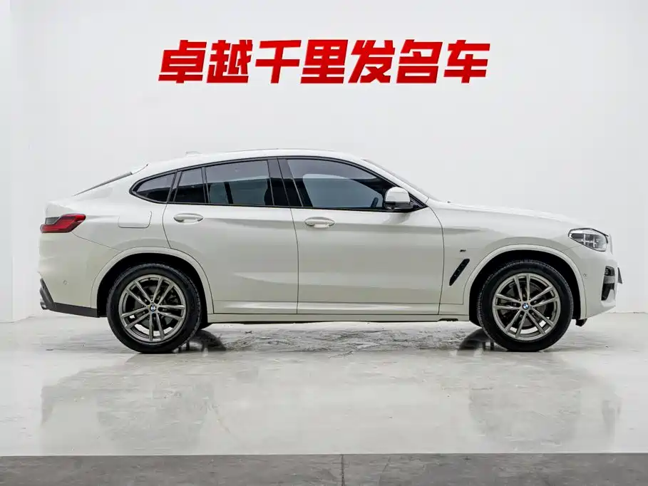 Фото 8 - BMW X4