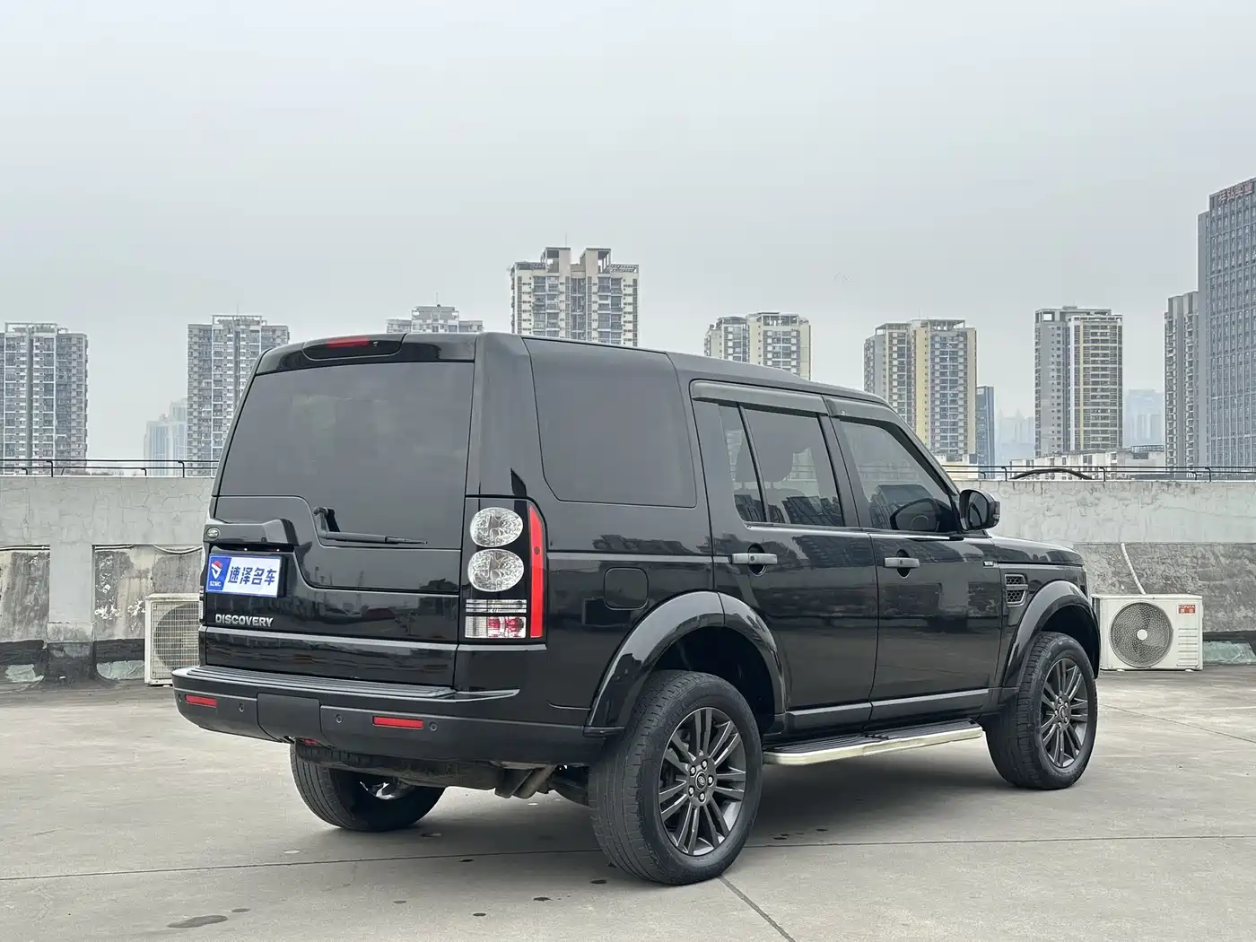 Фото 14 - Land Rover Discovery