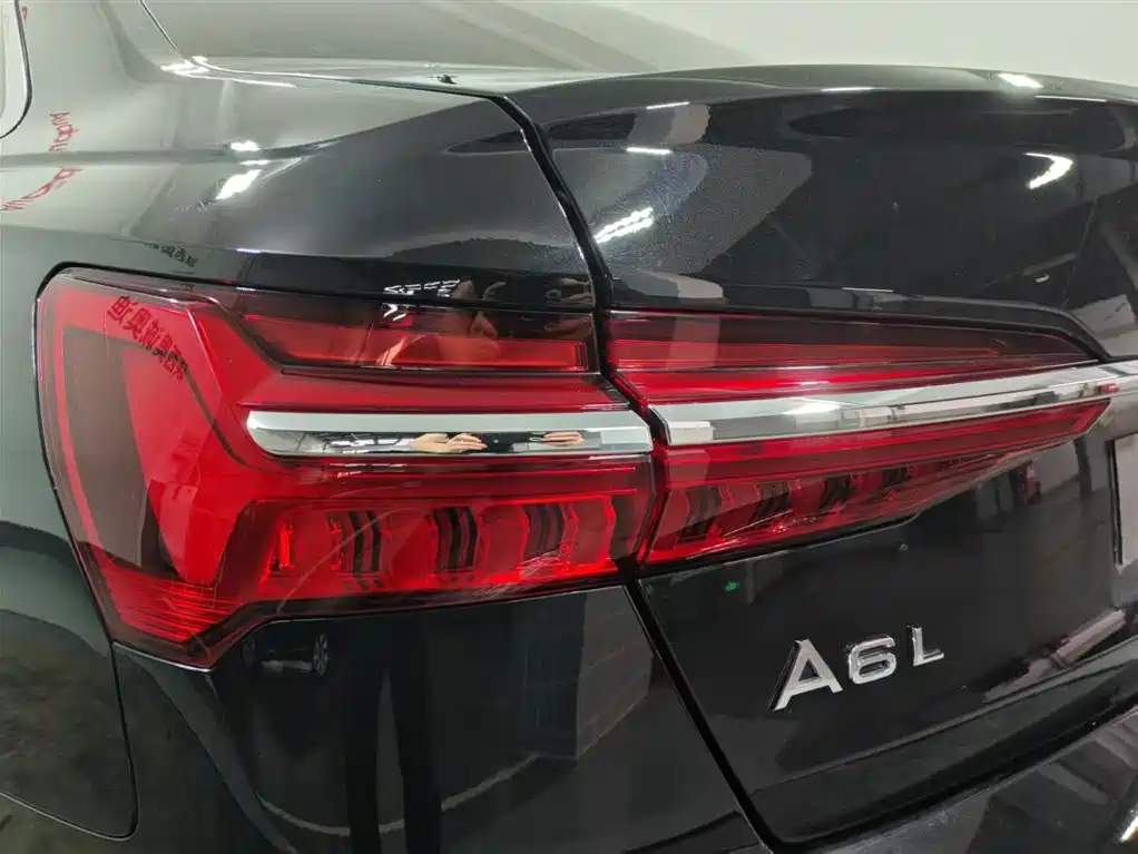 Audi A6L 2021 45 TFSI Exclusive Sport фото 14