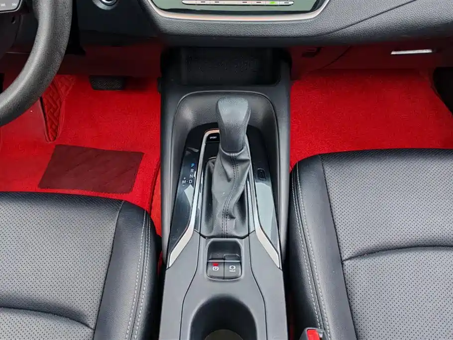 Toyota Corolla 2021 1.2T S-CVT Elite PLUS Edition фото 16