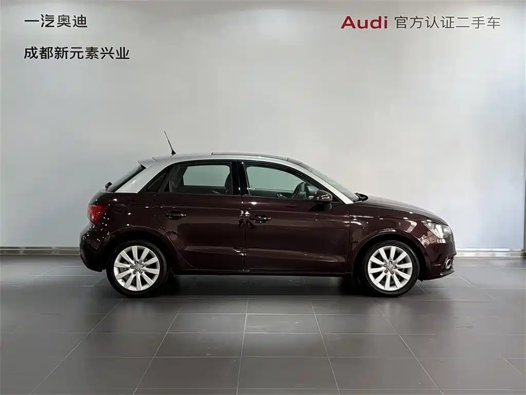 Фото 3 - Audi A1