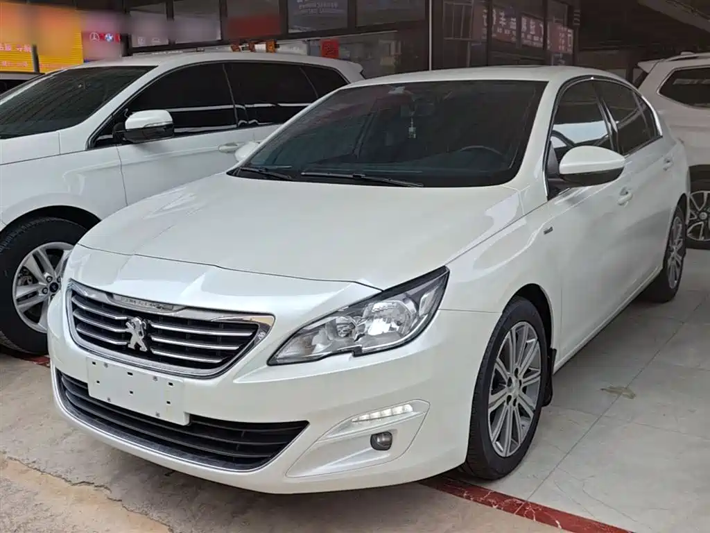 Peugeot 408 2018 Facelift 350THP Automatic Luxury фото 2