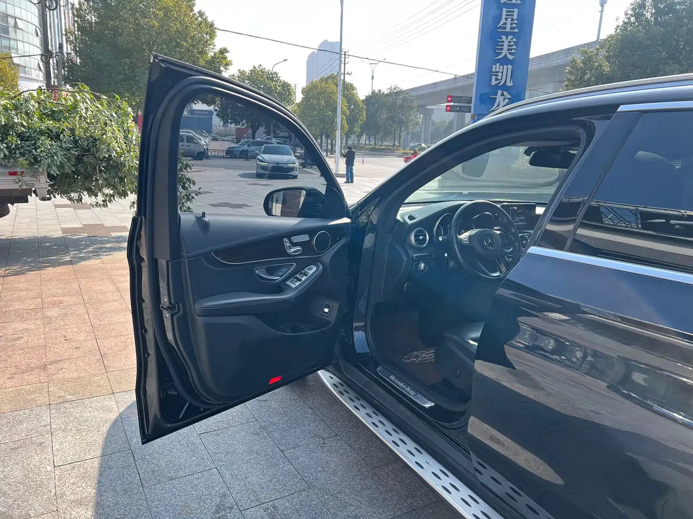 Mercedes-Benz GLC 2019 GLC 260 L 4MATIC Dynamic фото 5