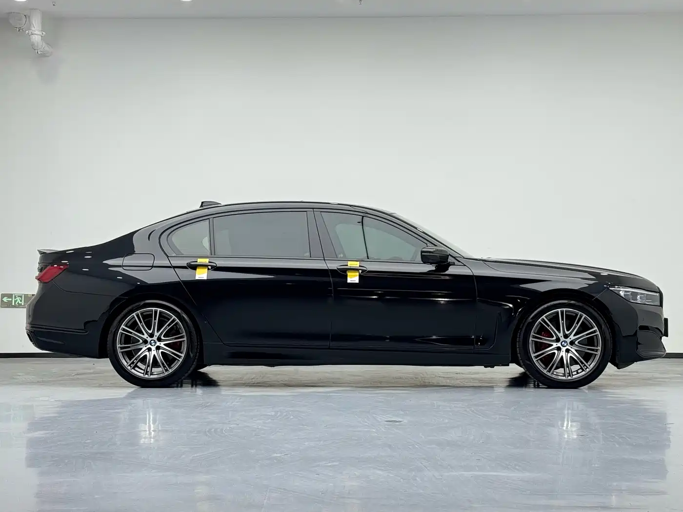 BMW 7 Series 2019 750Li xDrive V8 Luxury Package фото 14