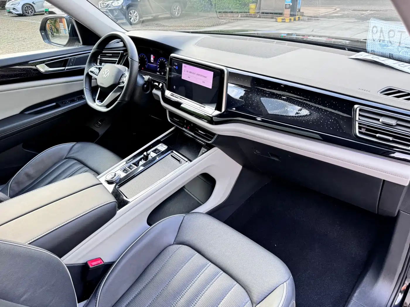 Volkswagen Teramont 2022 380TSI 4MOTION Premium Luxury фото 14