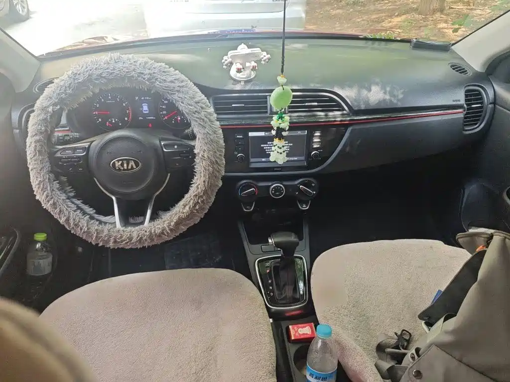 Kia KX CROSS 2018 2017 1.4L AT GLS