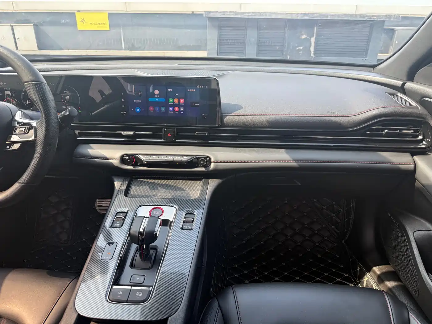 GAC Trumpchi Trumpchi Emkoo 2021 270T DCT J16 Edition фото 8