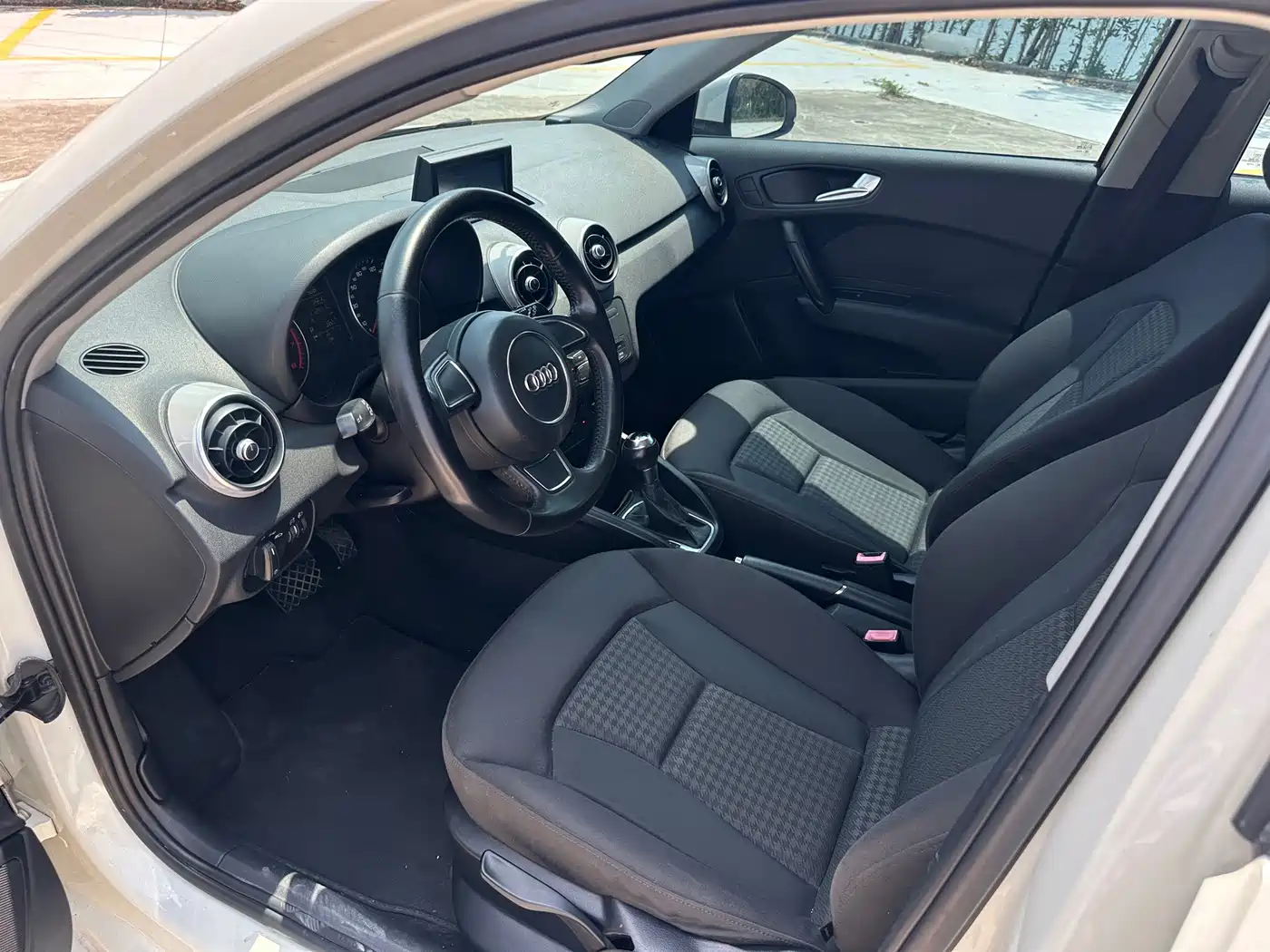 Audi A1 2012 2013 30 TFSI Sportback Ego plus