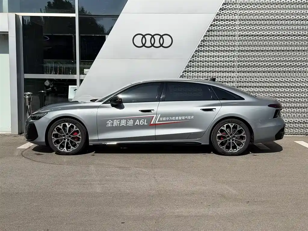 Photo 18 - Audi A6L
