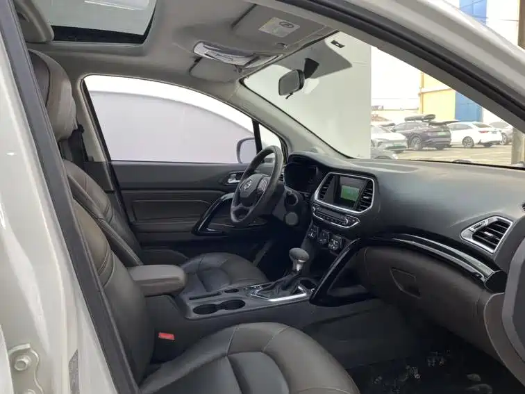 GAC Trumpchi Trumpchi GS4 2017 235T Automatic 2WD Elite фото 13
