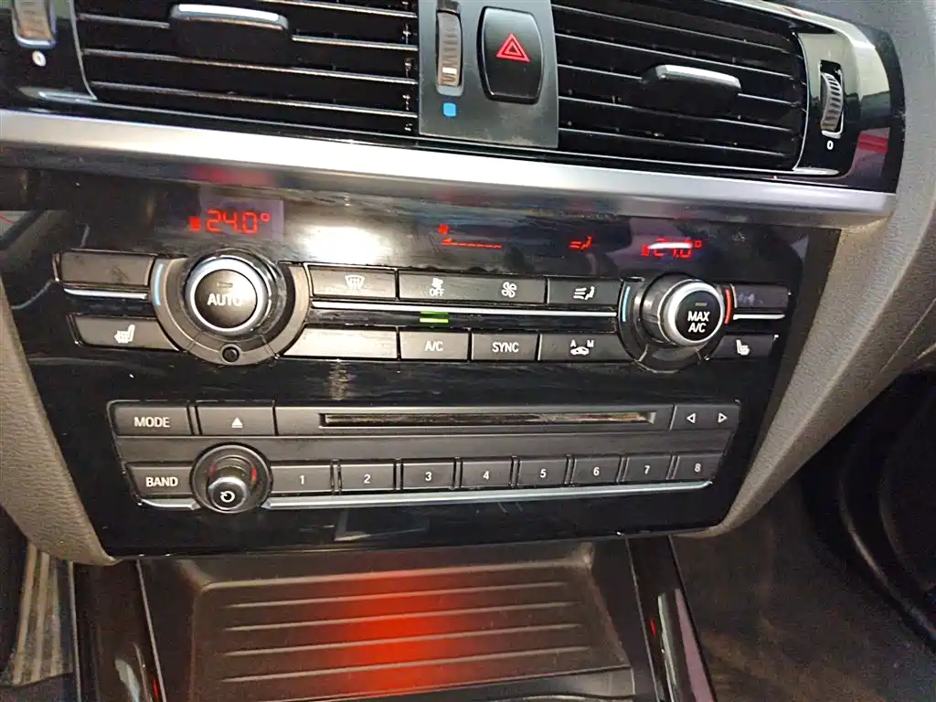 BMW X3 (Import) 2016 Model xDrive20i M Sport фото 9