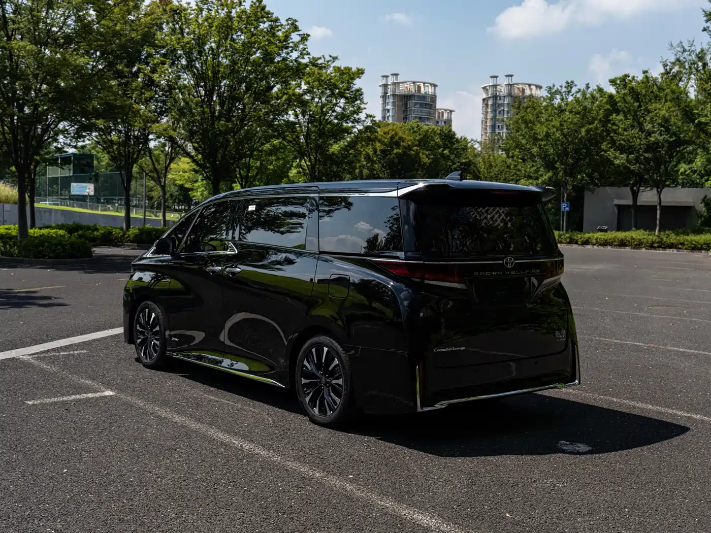 Toyota Vellfire 2024 2024 Crown Hybrid 2.5L Executive Premium Edition