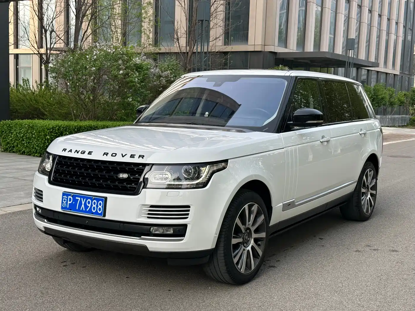 Land Rover Range Rover 2016 5.0 SC V8 AB Ultimate Autobiography LWB