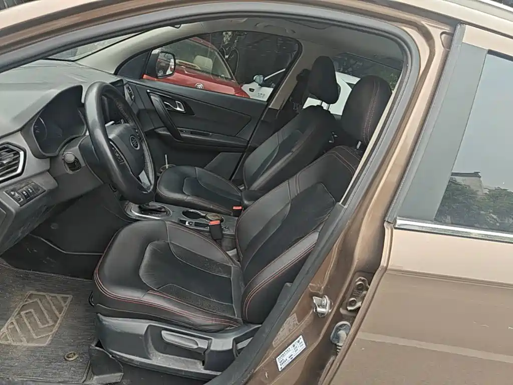 FAW Senya R7 2017 2017 Model 1.6L Automatic Smart