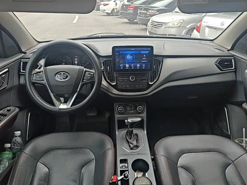 FAW Senya R7 2017 2017 Model 1.6L Automatic Smart