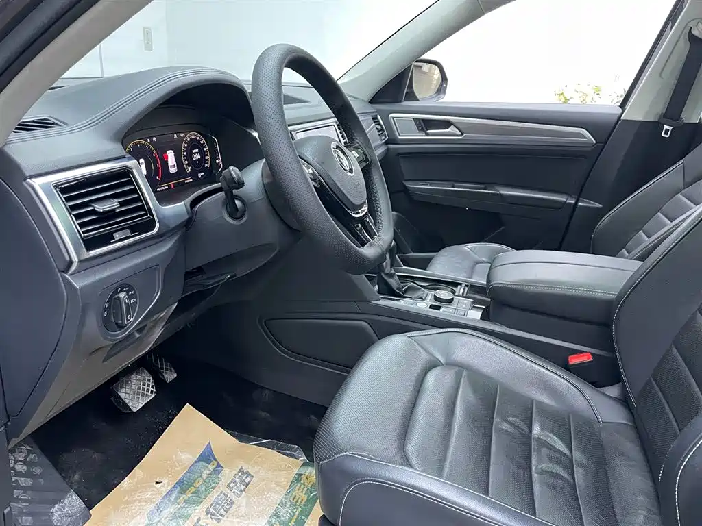 Volkswagen Teramont 2020 380TSI 4WD Luxury Edition China VI фото 17
