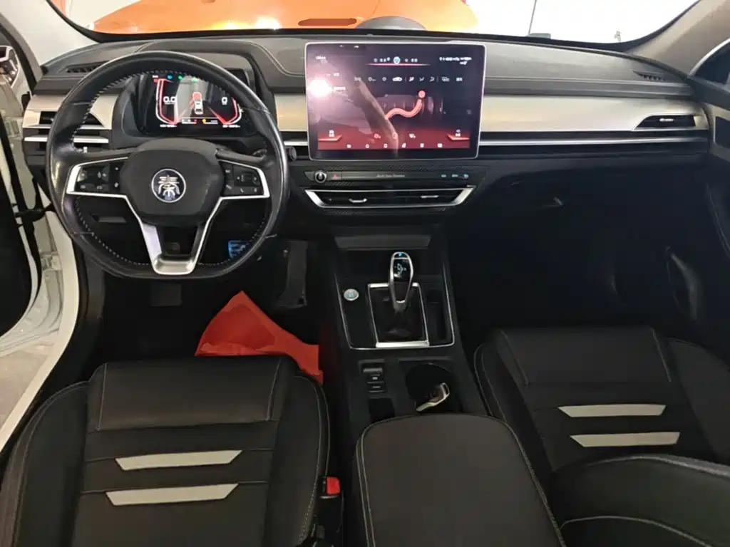 BYD Qin Pro 2019 2019 Super Energy Edition 1.5TI Auto Smart Connection Sharp Enjoyment Type China V