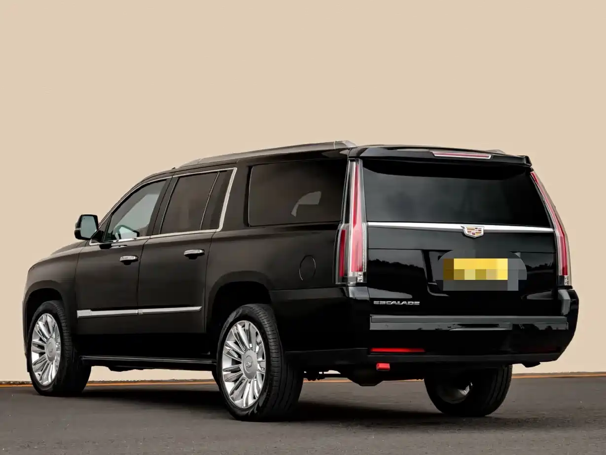Cadillac Escalade 2017 2013 6.2L ESV Platinum Extended