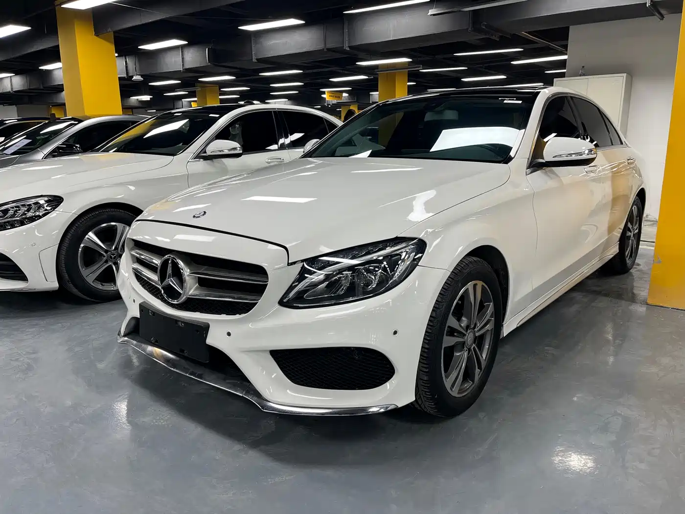 Mercedes-Benz C-Class 2015 Facelift C 200 L Sport