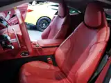 Фото 21 - Aston Martin DB11