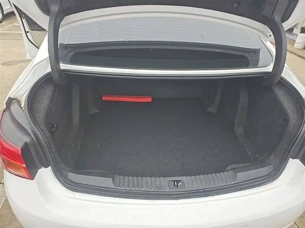 Buick Verano 2018 Sedan 15S Automatic Progressive фото 19