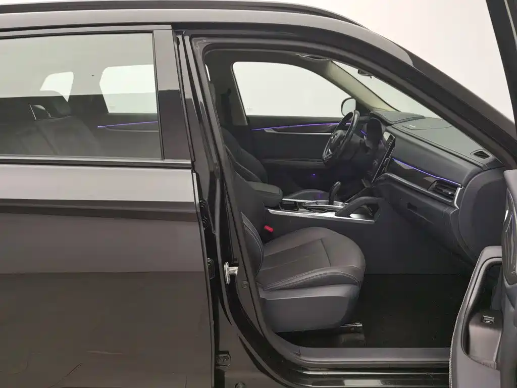 Zhonghua V7 2020 2019 Sport 300T Automatic Luxury