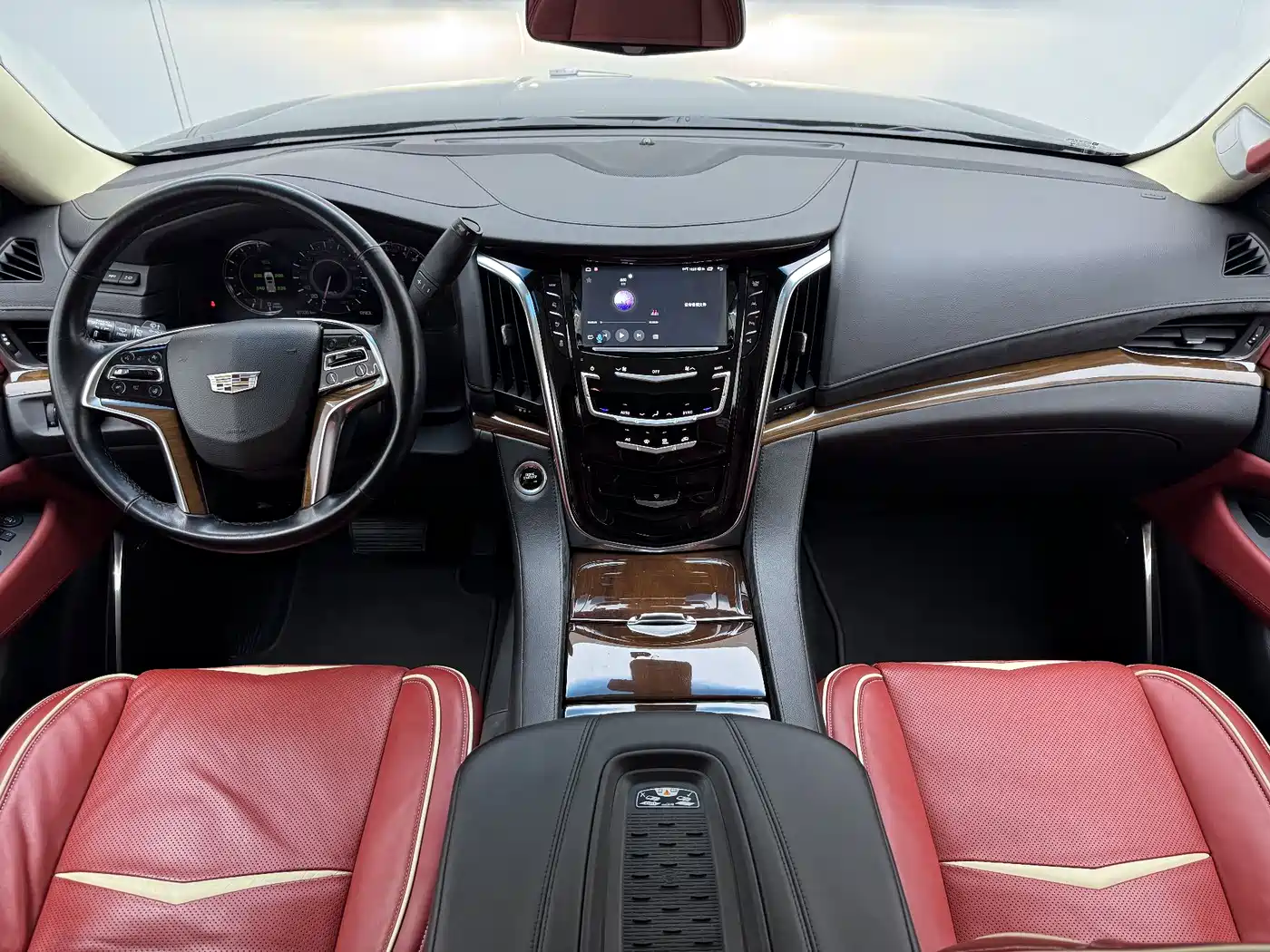 Cadillac Escalade 2017 6.2L ESV Platinum Extended фото 15