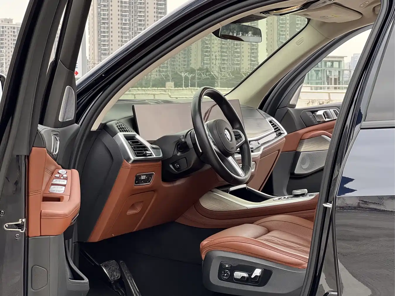 BMW X7 2023 xDrive40i Executive M Sport Package фото 4