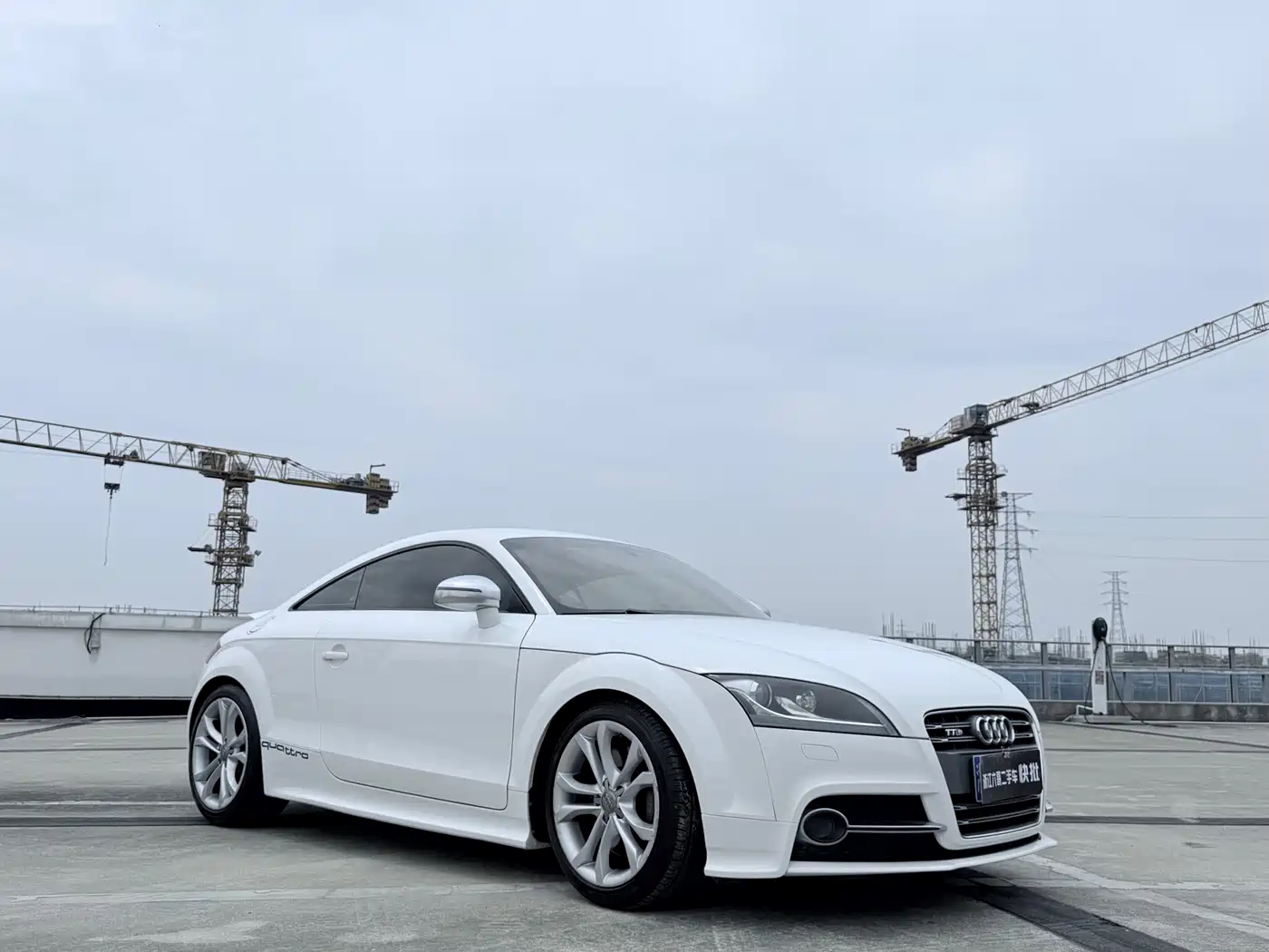 Audi TTS 2011 Model TTS Coupe 2.0TFSI quattro фото 3