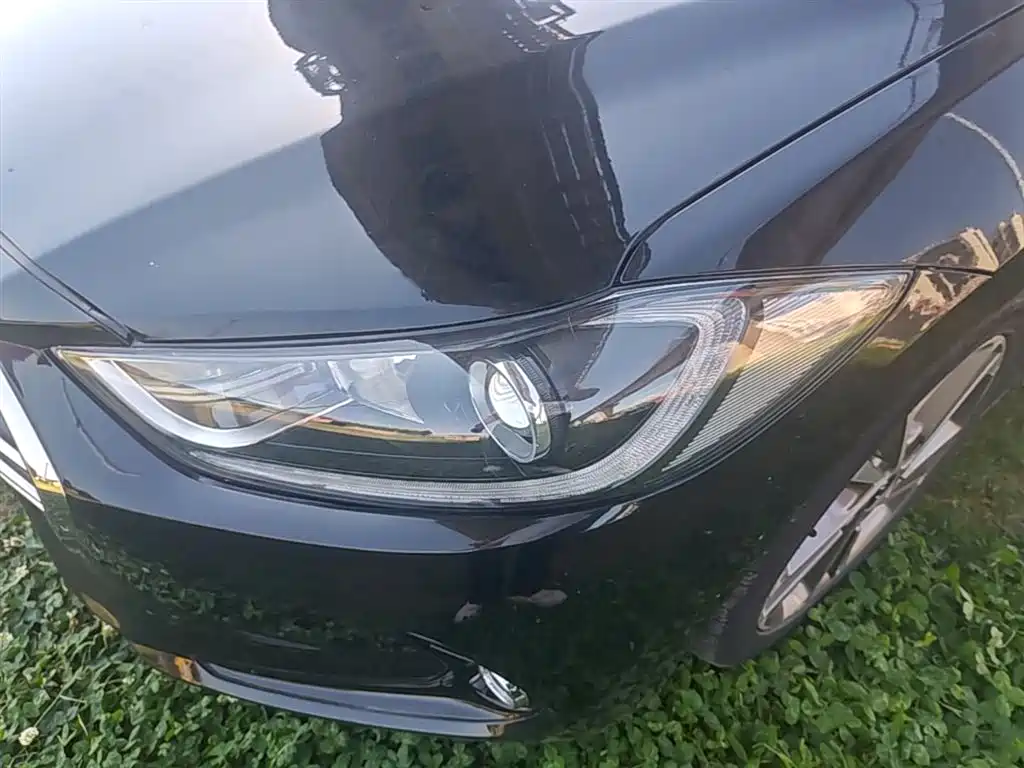 Hyundai Elantra 2016 Model 1.6L Automatic Smart Elite фото 18