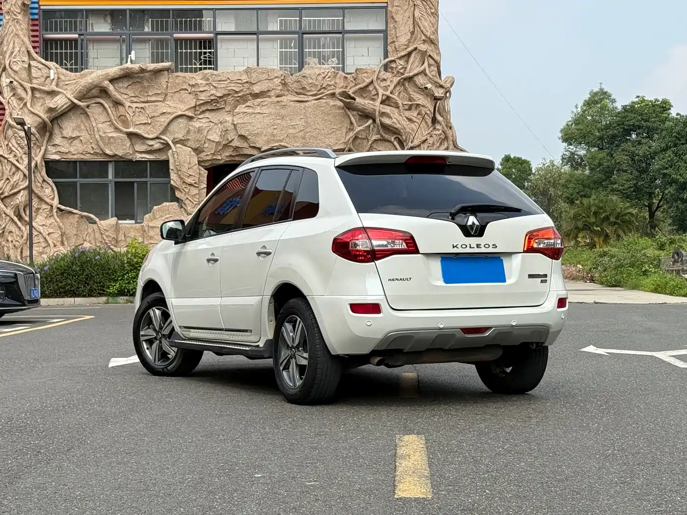 Renault Koleos (Import) 2014 2014 2.5L 4WD Comfort Edition