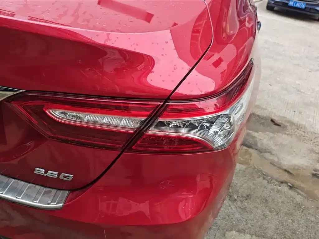 Toyota Camry 2018 2.5G Luxury Edition фото 8