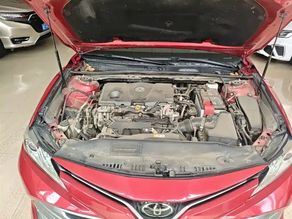 Toyota Camry 2018 2.5G Luxury Edition фото 20