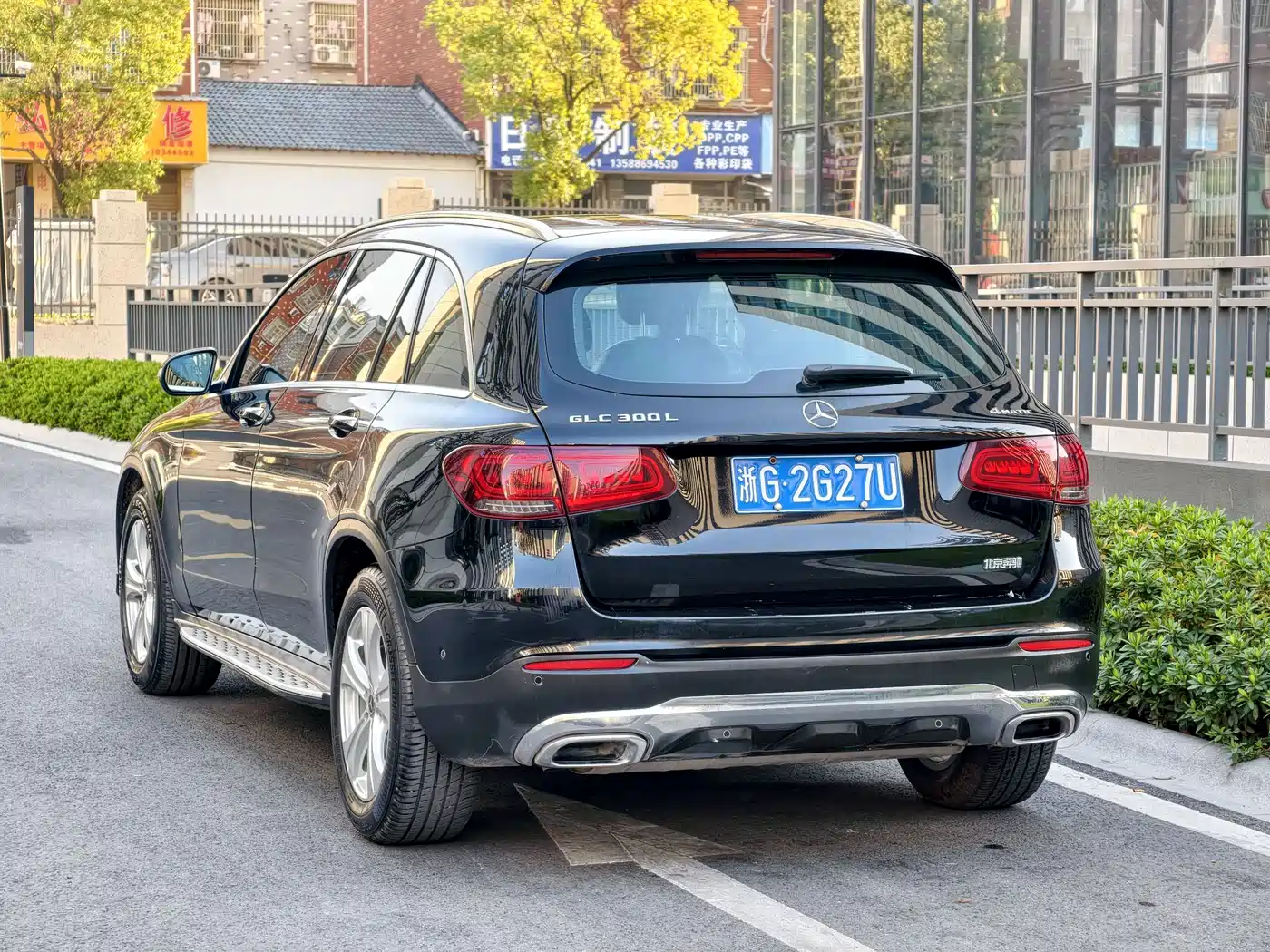 Mercedes-Benz GLC 2020 Facelift GLC 260 L 4MATIC Dynamic фото 3