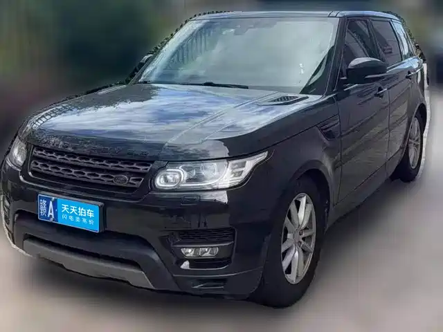 Land Rover Range Rover Sport 2017 3.0 SC V6 SE — фото 1