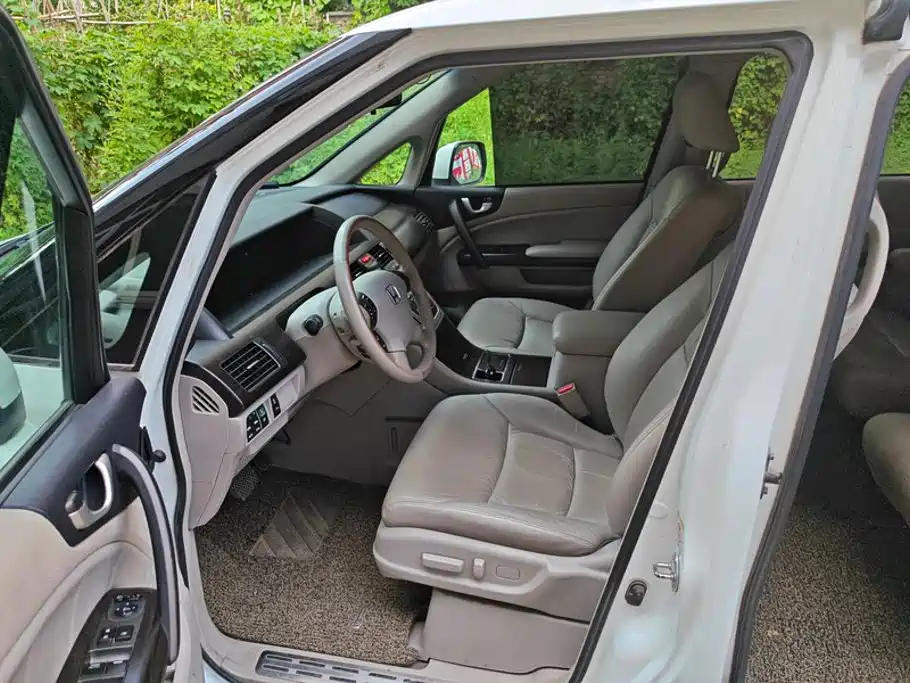 Honda Elysion 2016 2015 2.4L VTi-S Premium