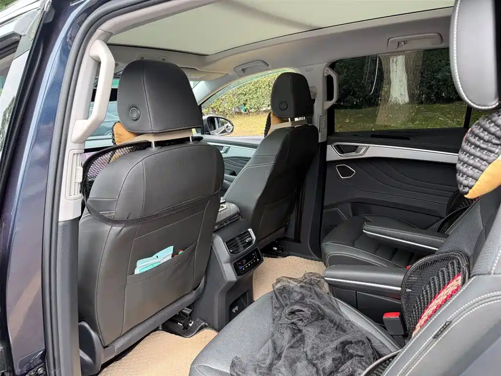 Volkswagen Talagon 2021 330TSI 2WD Luxury Premium Edition фото 9